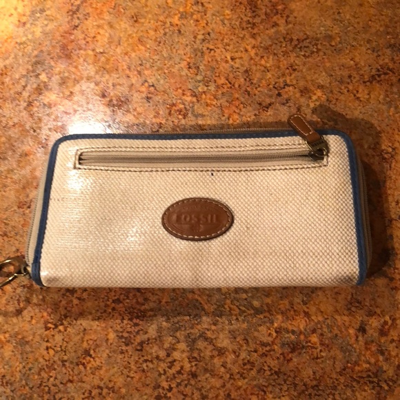 Fossil wallet - Picture 2 of 4